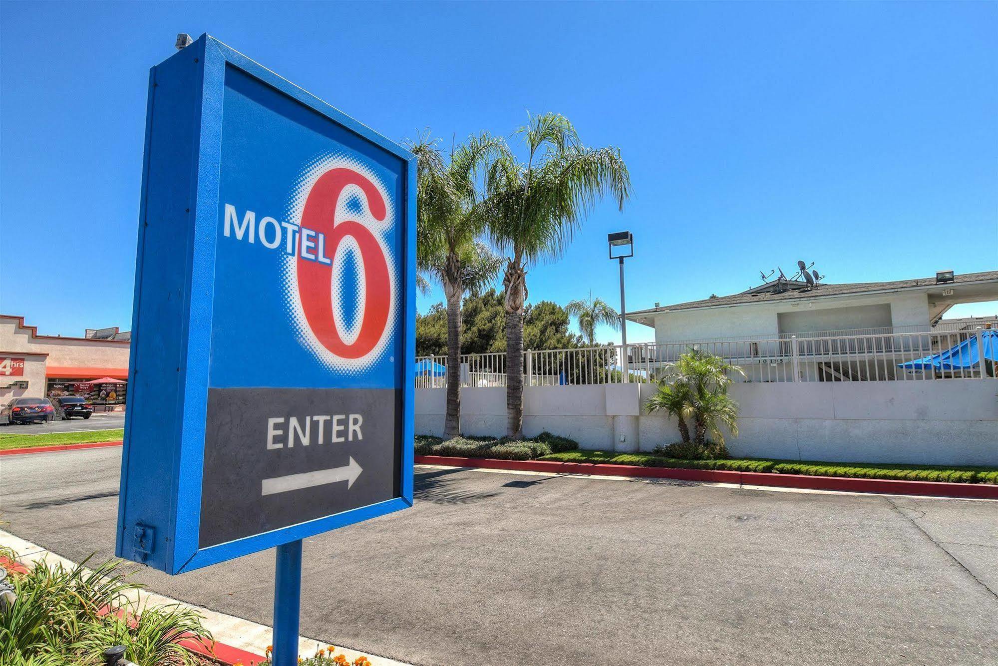 6-fontana, Ca Hotel 2*