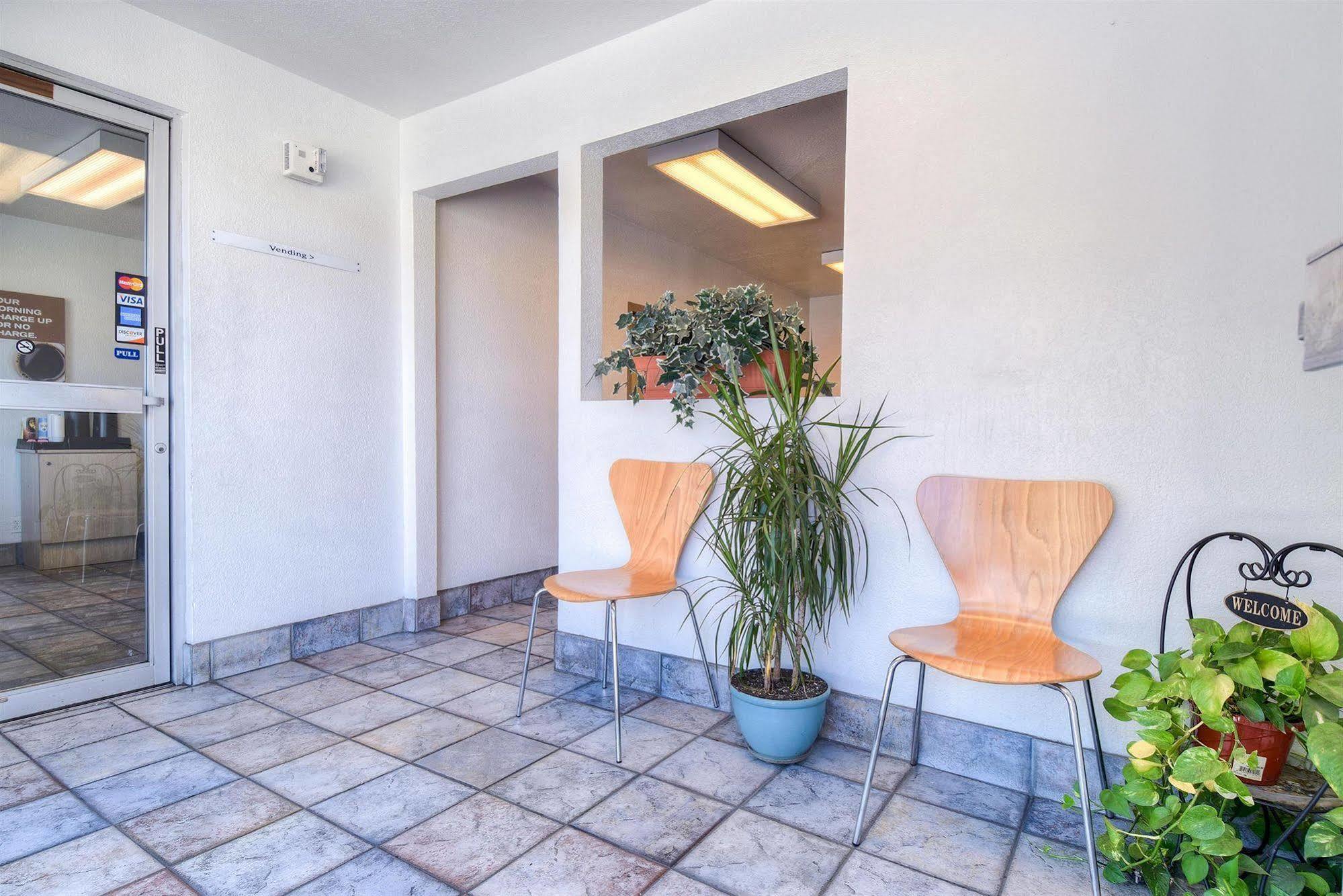 6-fontana, Ca Hotel
